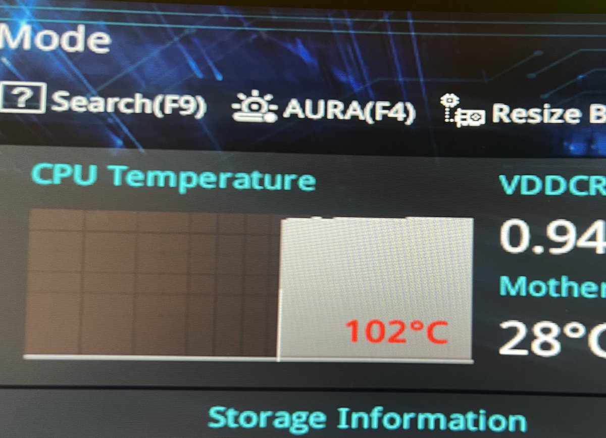 AmaLee 🦋👑 M̶̱̍ö̷̧́n̶̝͋a̷͔̓r̷̝̓c̶̼̈́h̸͕̀ tweet media