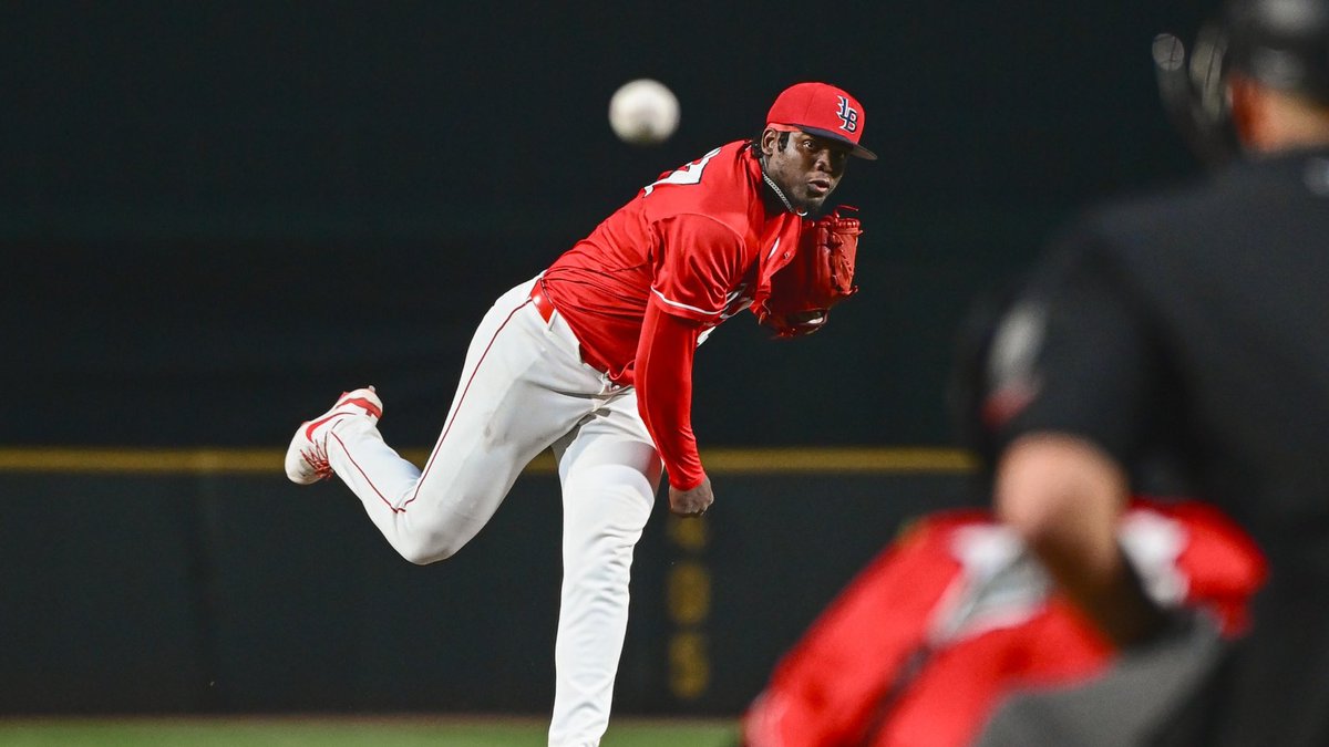 SleeperReds tweet media