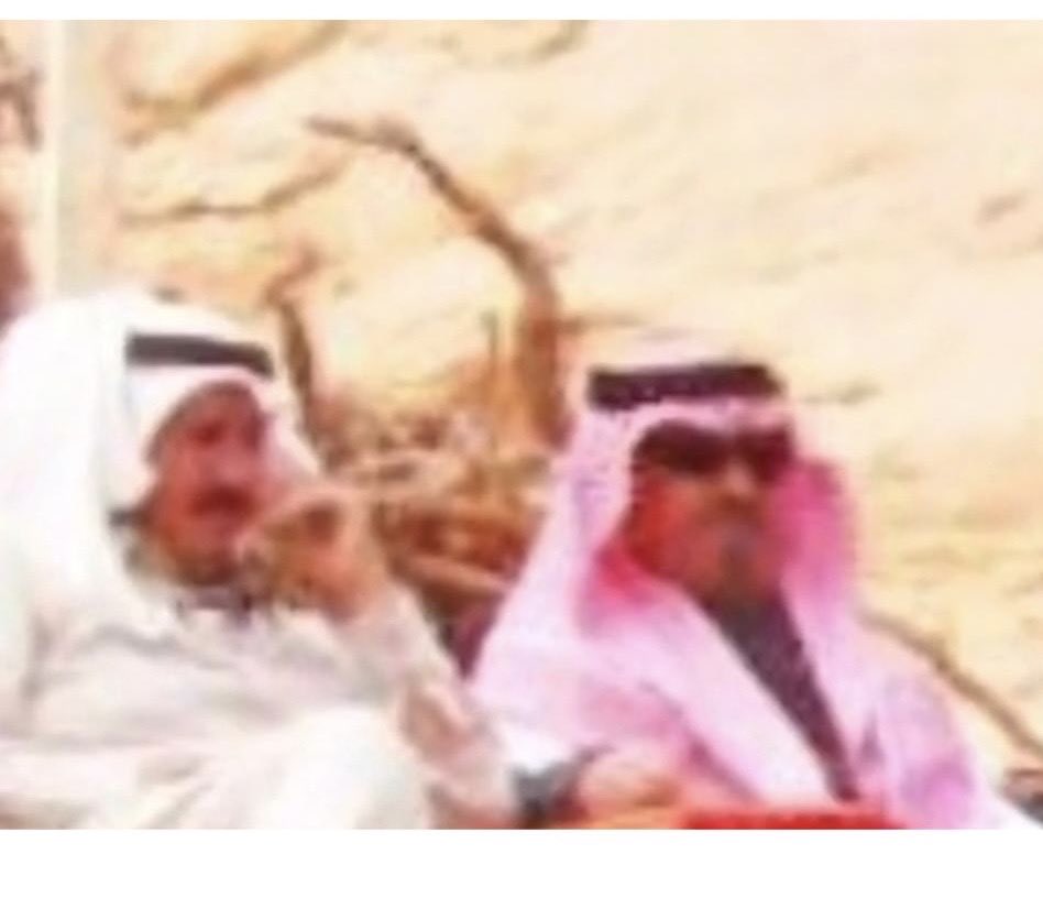 aluheed's tweet photo. في لحظة من الزمن توثّق الذكريات ويُعاد شريطها الراسخ بالذاكرة عبر السنين لمن غادرت أجسادهم وأبت ذكراهم الرحيل ، رحم الله والدي والعم ابو خالد وموتى المسلمين https://t.co/XFl7VL7cGJ