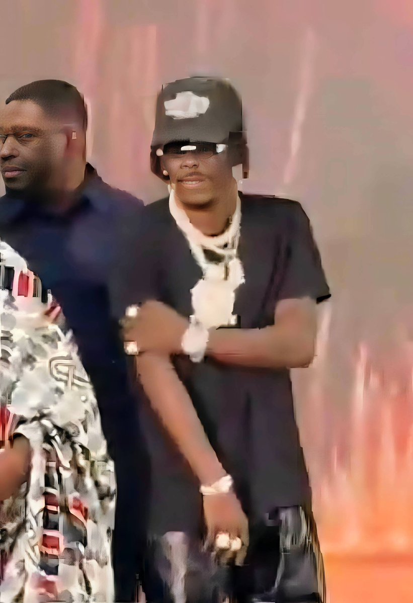 Albert Nat HYDE ™ tweet media