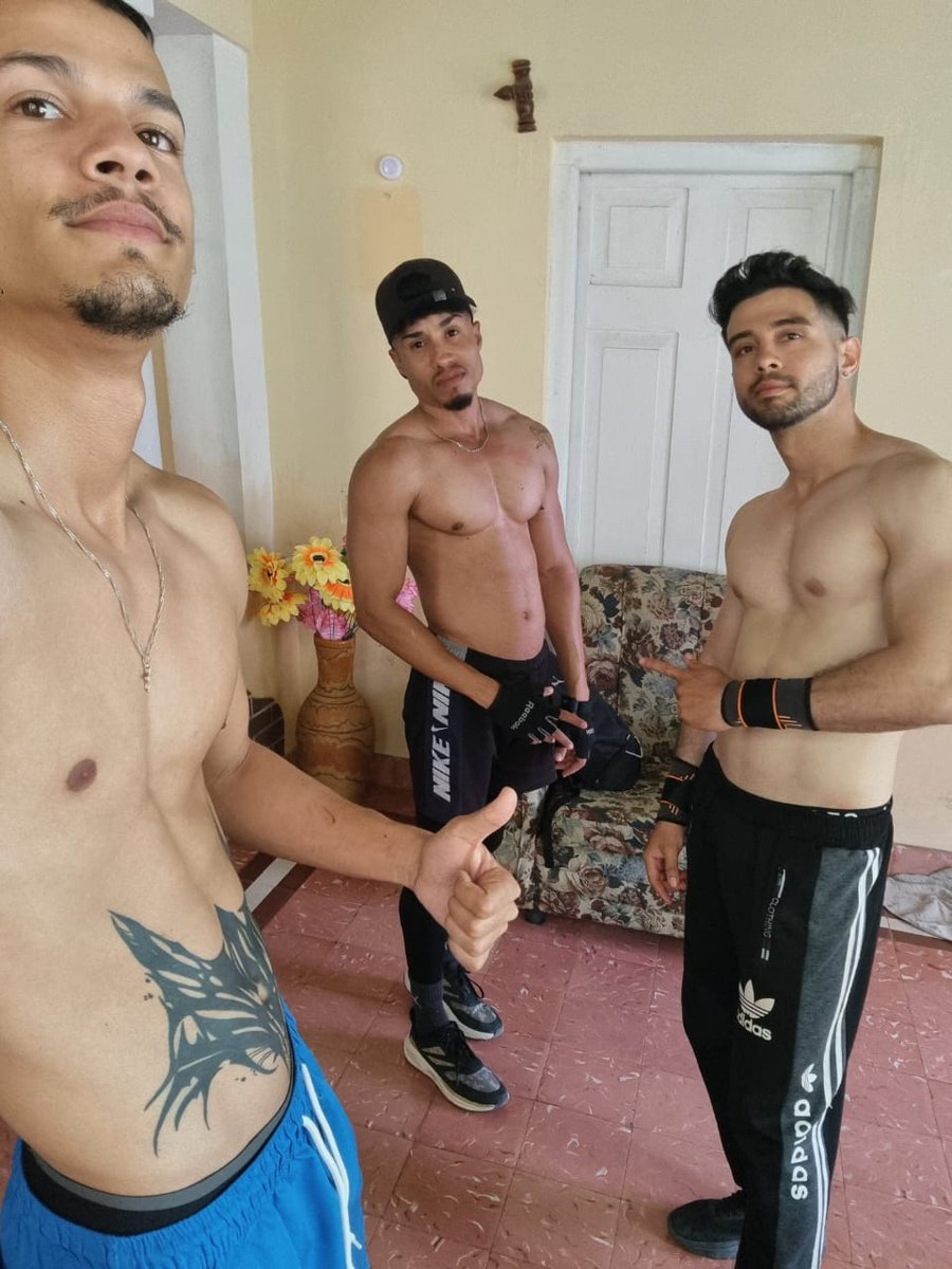 Gato cubano🥵🇨🇺 tweet media