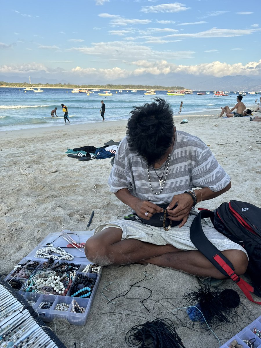 massi931_'s tweet photo. gili trawagan , bali , indonesia 🇮🇩 https://t.co/xRbGfrCIq0