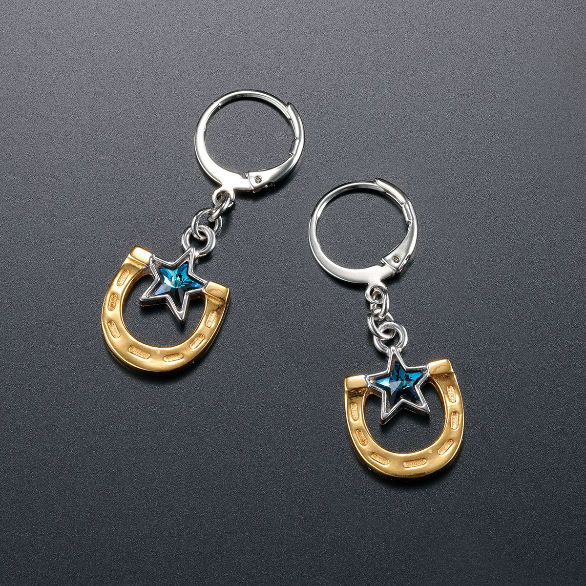 ジョジョ グッズ情報ッ!!☆ tweet media