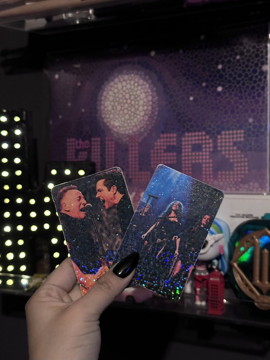ddesired_effect's tweet photo. pal norte freebies are done and here's a little spoiler, even bruce &amp; the girls got their own photocards 🙂‍↔️✨ https://t.co/1yvq27tvXR