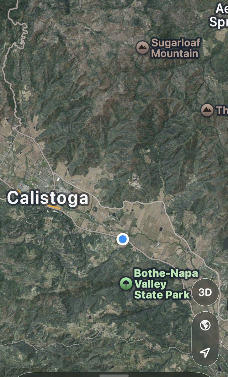 CALFIRELNU's tweet image. #CastleFire - NEW INCIDENT - Firefighters are at scene of a 1/4 acre vegetation fire near the 4100 block of Heitz Way, Calistoga. 

With the quick actions taken by the firefighters at scene, the forward progress has been stopped.  

Firefighters are now working on mopping up the