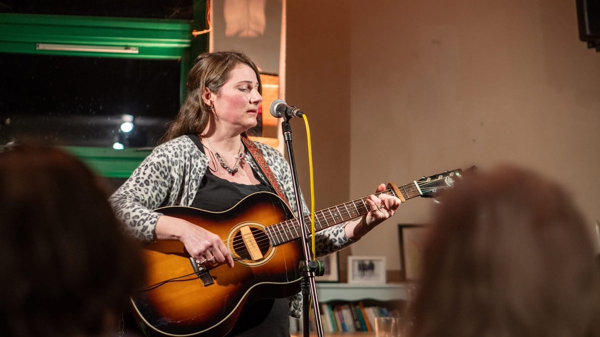 Claire MacKay tweet media