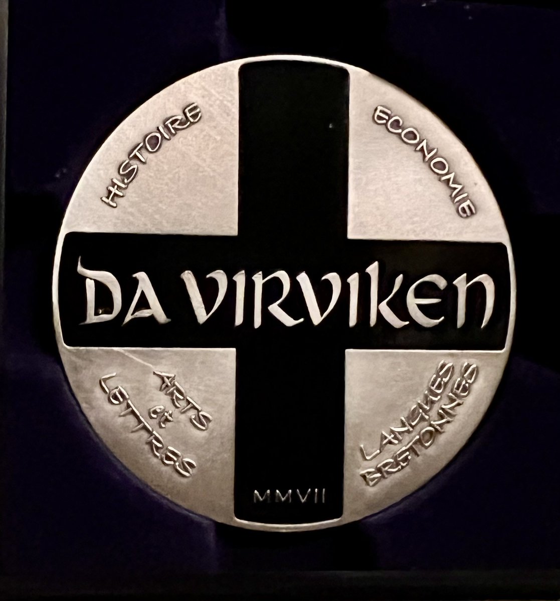 Hemarina tweet media