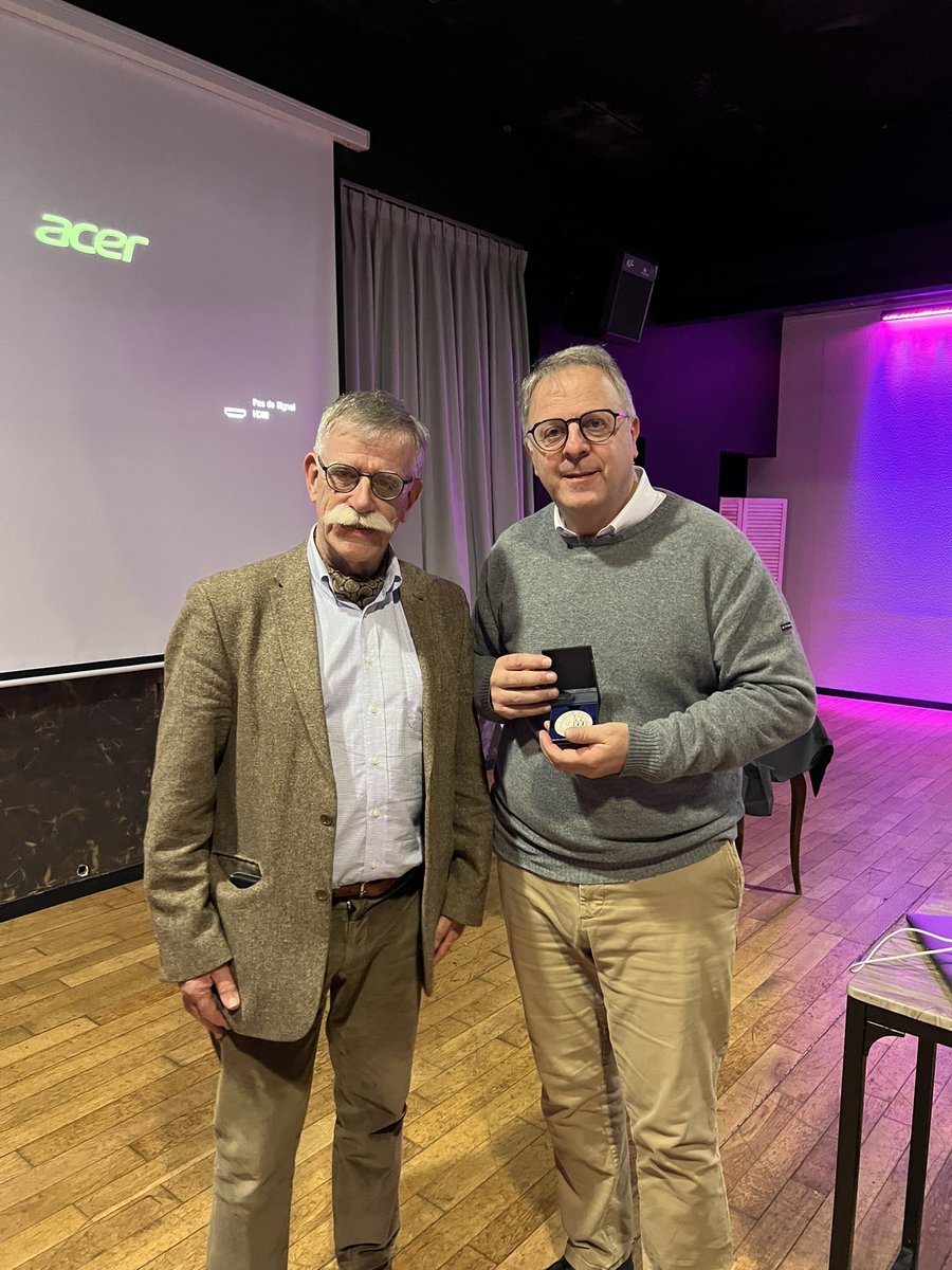 Hemarina tweet media