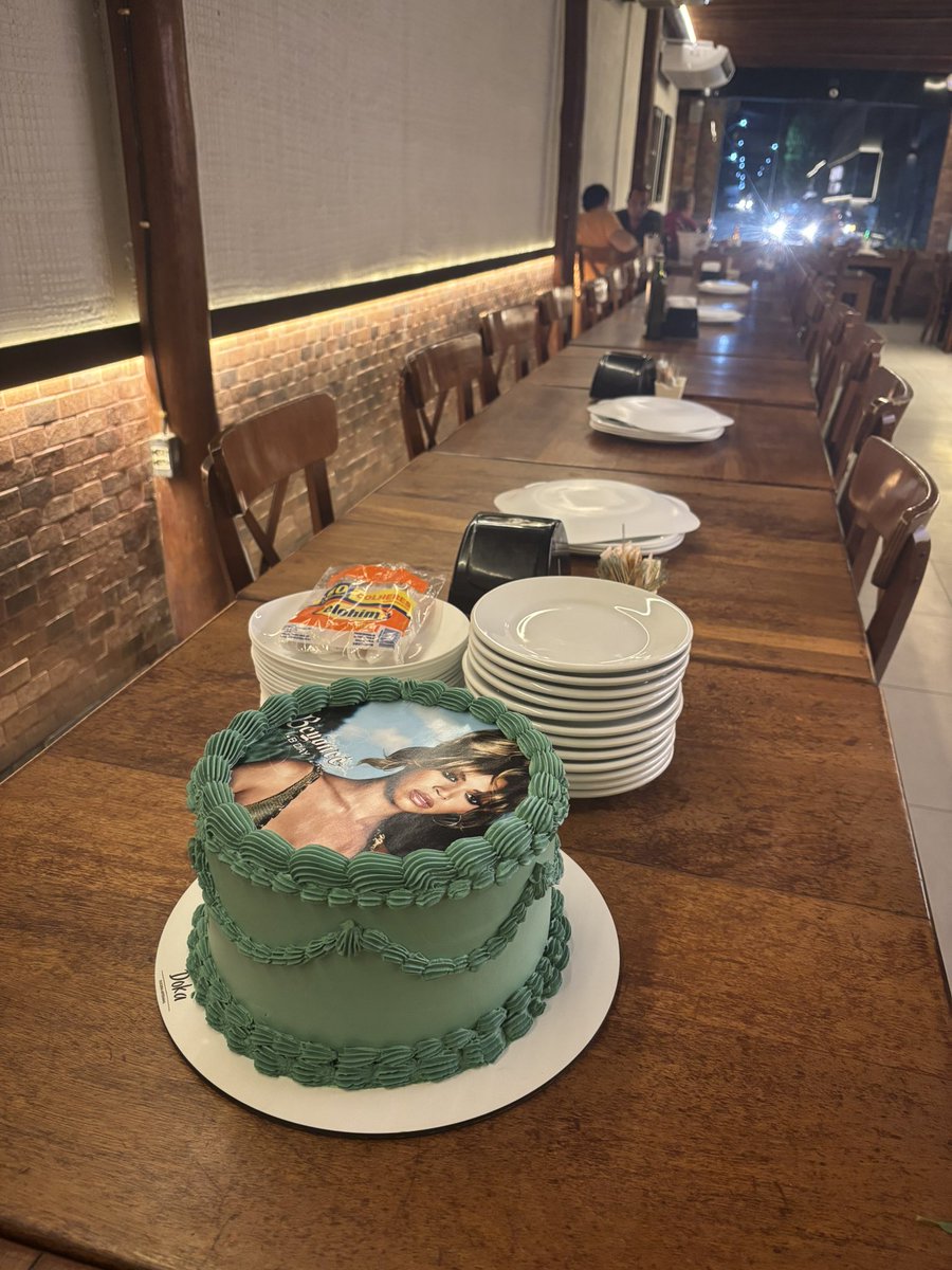 jumentinha tweet media