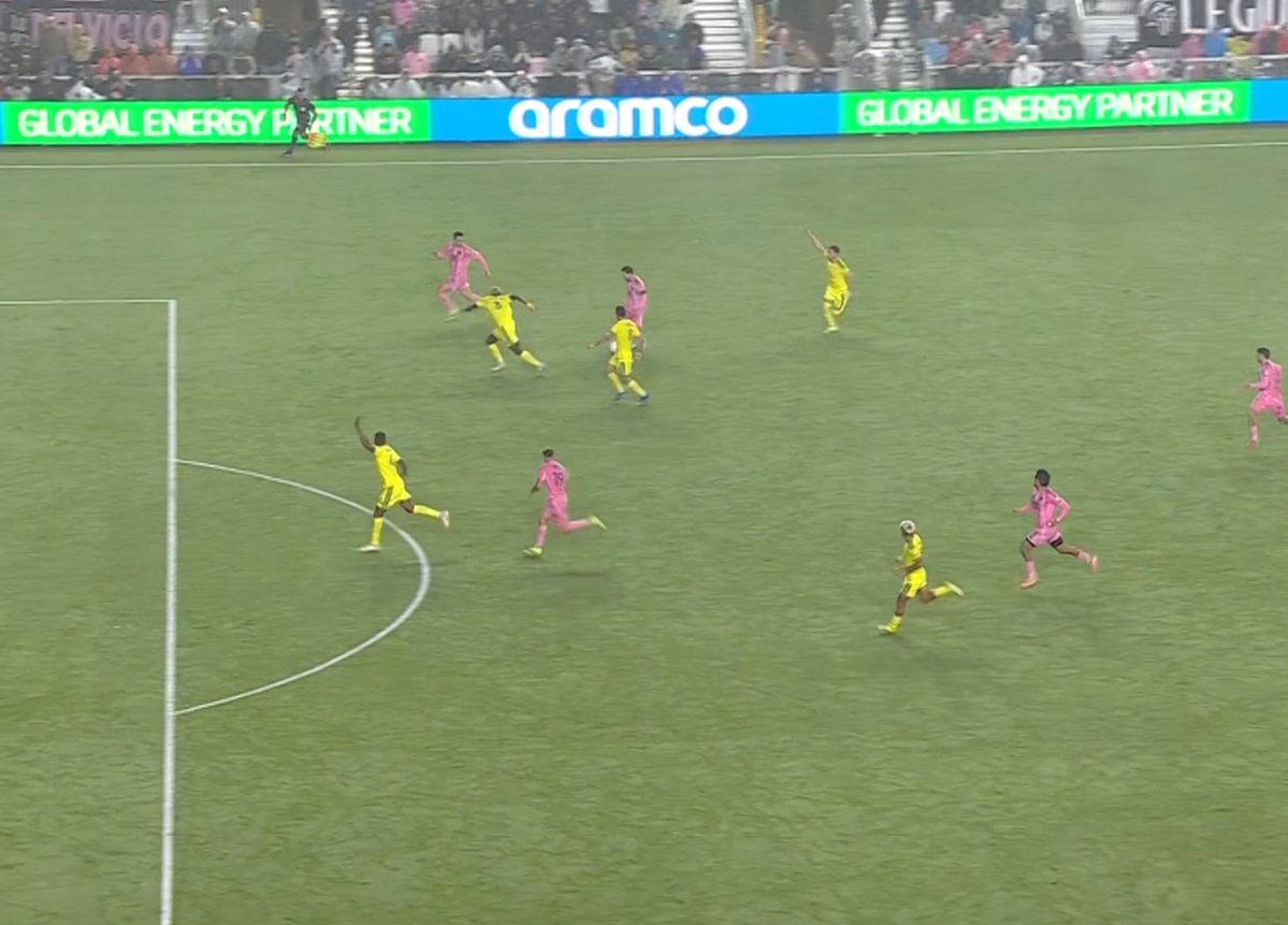 The Touchline | 𝐓 tweet media