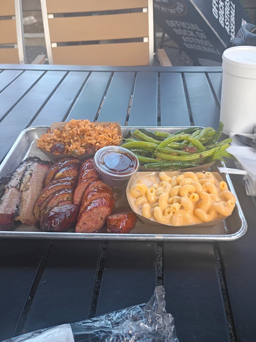 Alfred Matthews tweet media