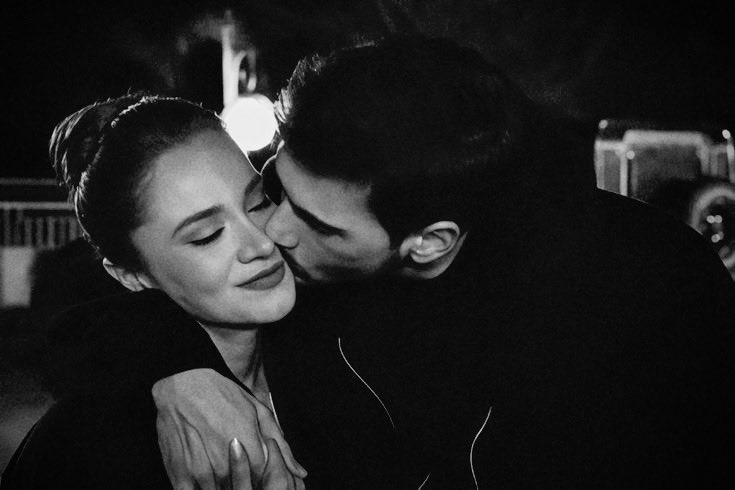 me and who (@dailycouplepost) on Twitter photo 