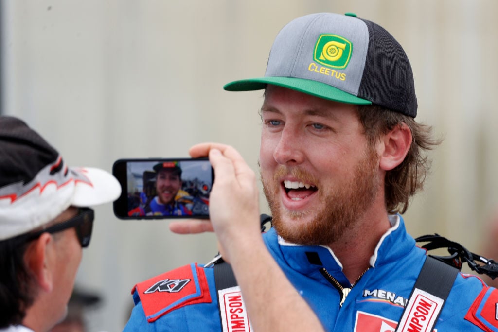 Forrest Robbins tweet media