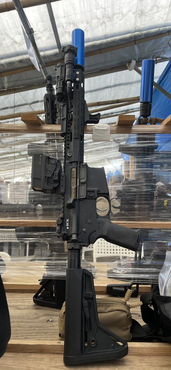 pon32123's tweet photo. 結局BCMがいっちゃんイイ
#move_ptw #サバゲー #プレキャリ #トレポン #ptw #airsoft #つくサバ #装備
#黒OGLはあります https://t.co/lbufNIDrfc