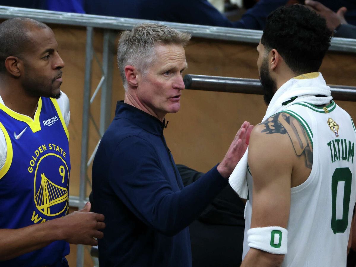 Playoff BOS tweet media