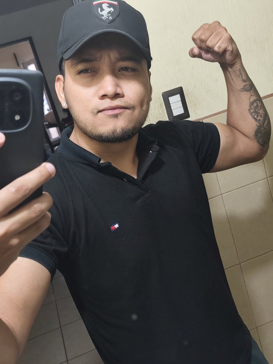 KhrizOfficial's tweet photo. Con ánimos raza 💯 https://t.co/FWH5pvuZJ9