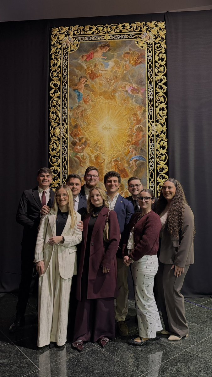 Laura✨ tweet media