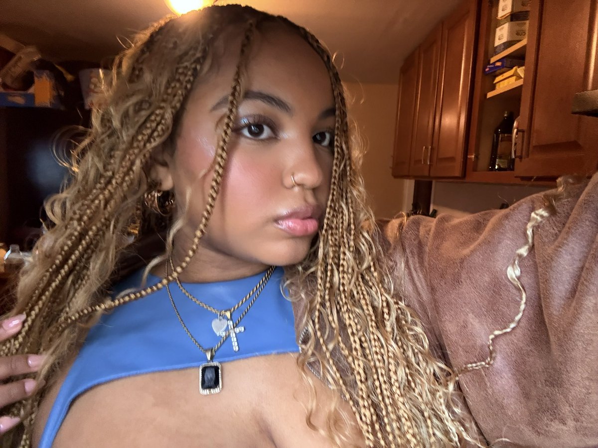 dasi⁷ 𖣂 tweet media