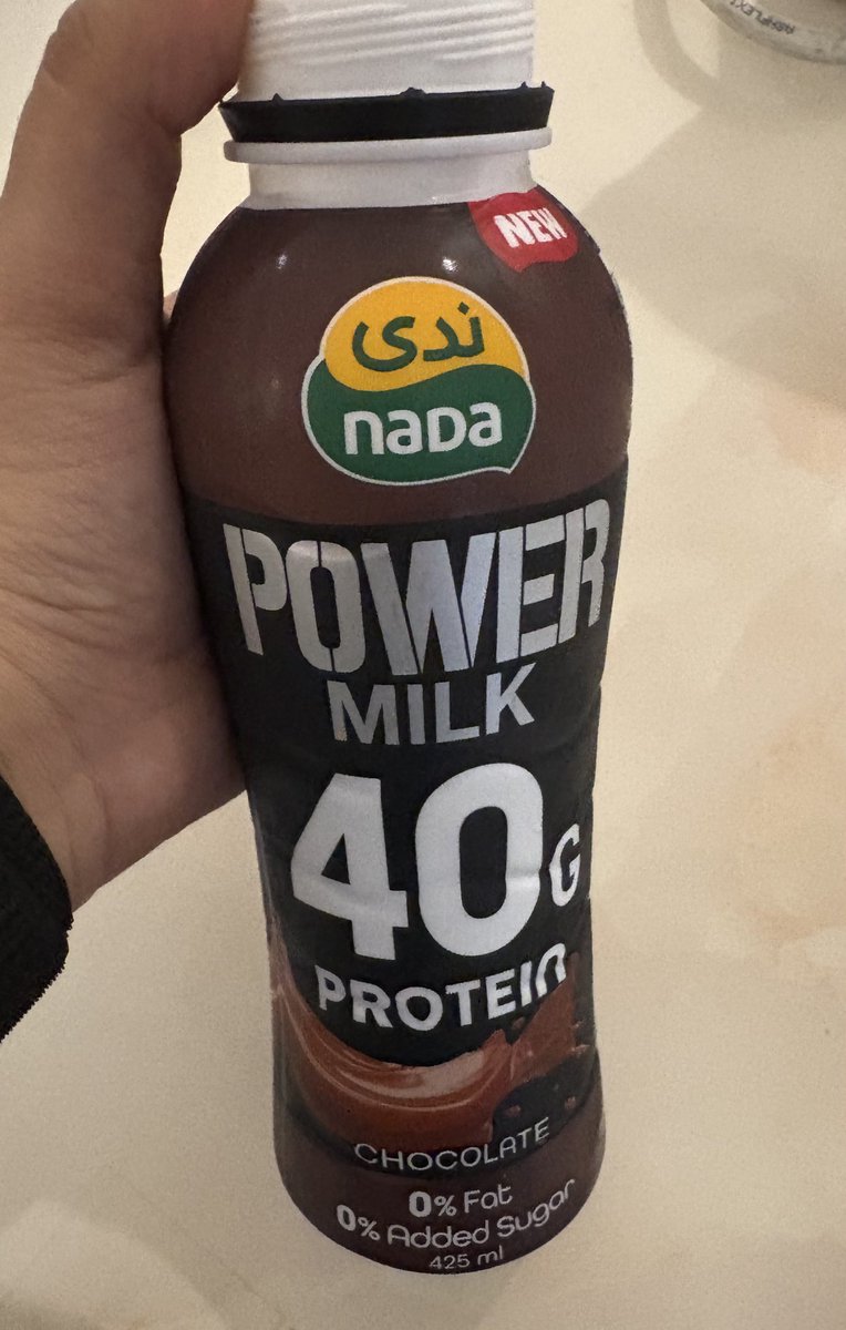 ᕙ(⇀‸↼‵‵)ᕗ tweet media