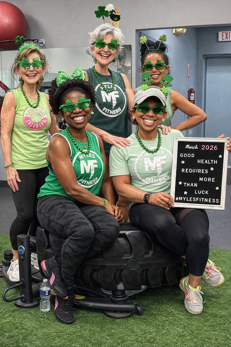 LaraeMyles's tweet image. Good health requires more than luck! 🍀 #WorkoutWednesday 💪🏽💦
#StPattysDay 💚
#MylesFitness 🏋🏽