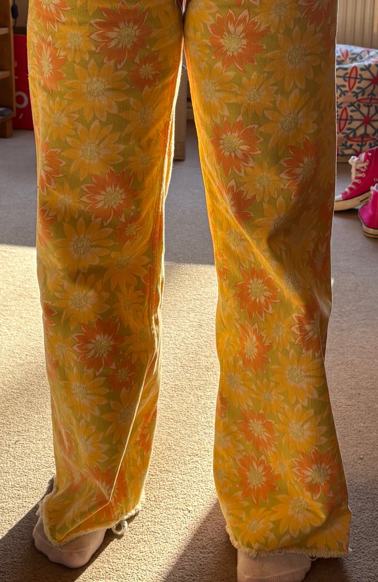 Boo 💜🖤💜 tweet media