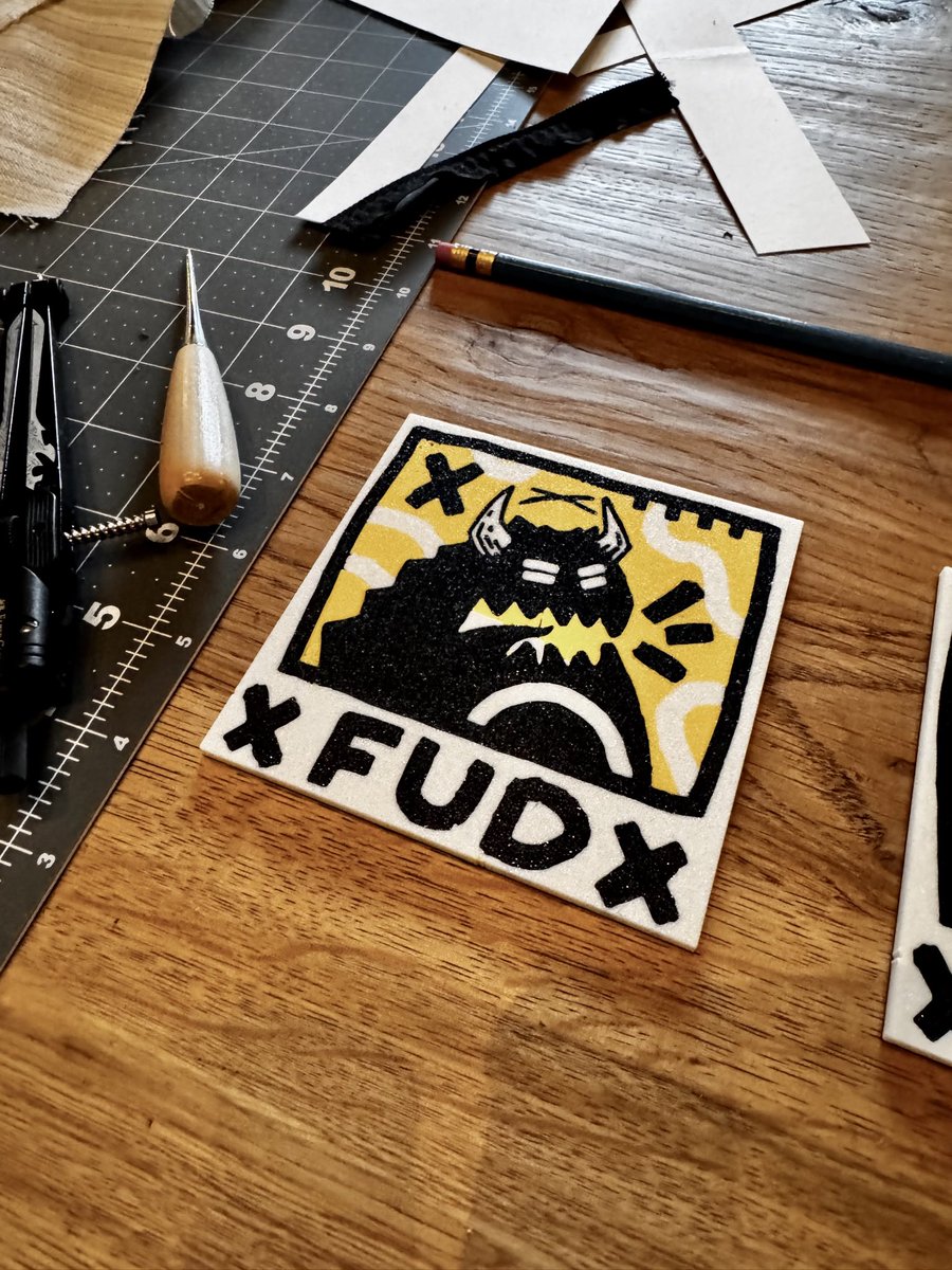 Lucréce tweet media