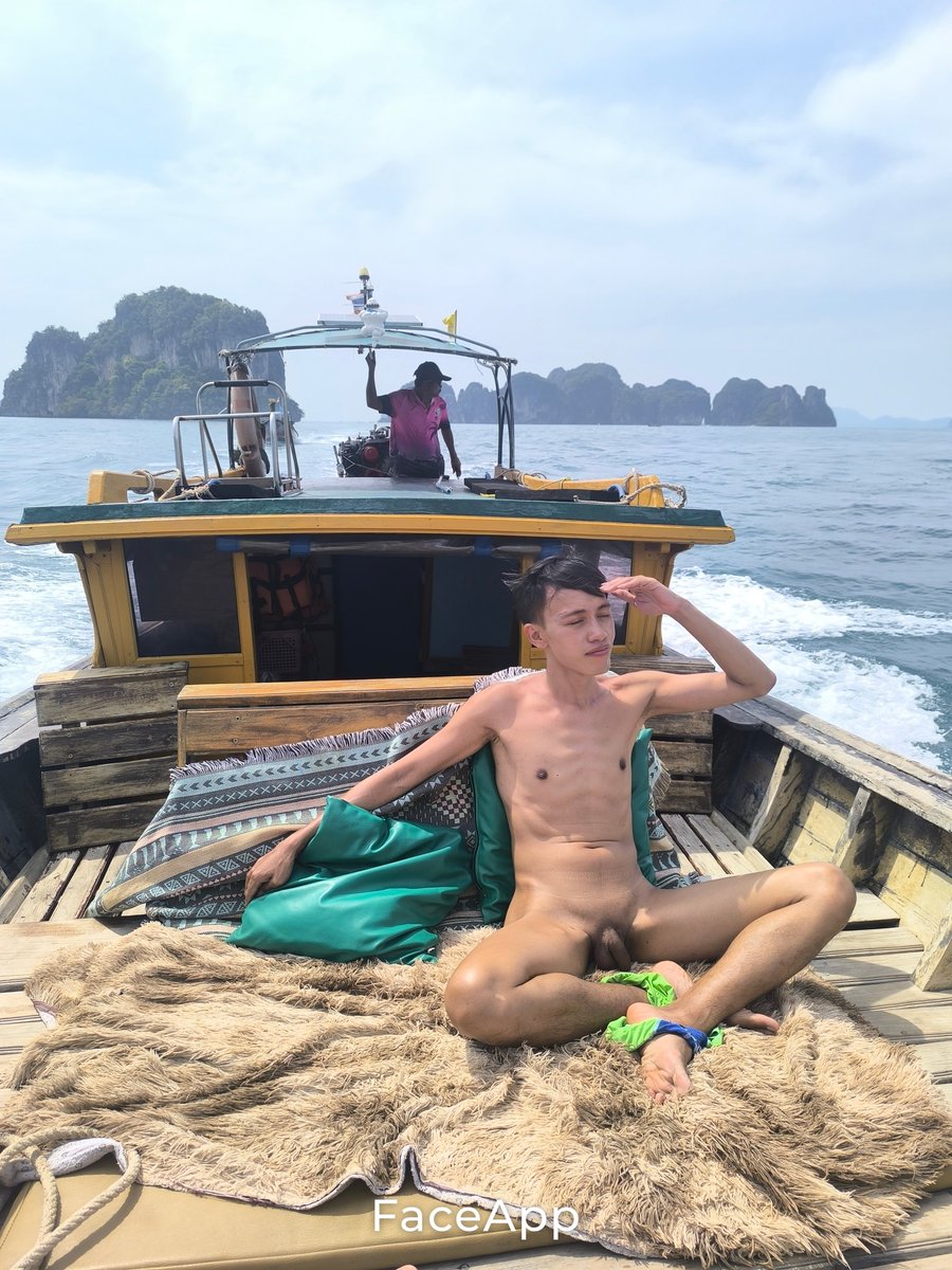 Sean naked Journey (แก้ผ้าทุกที่กับ Sean) tweet media