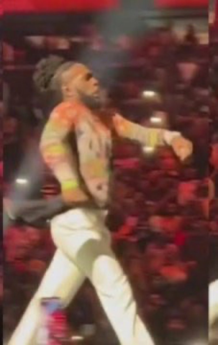 4👑👑👑 tweet media