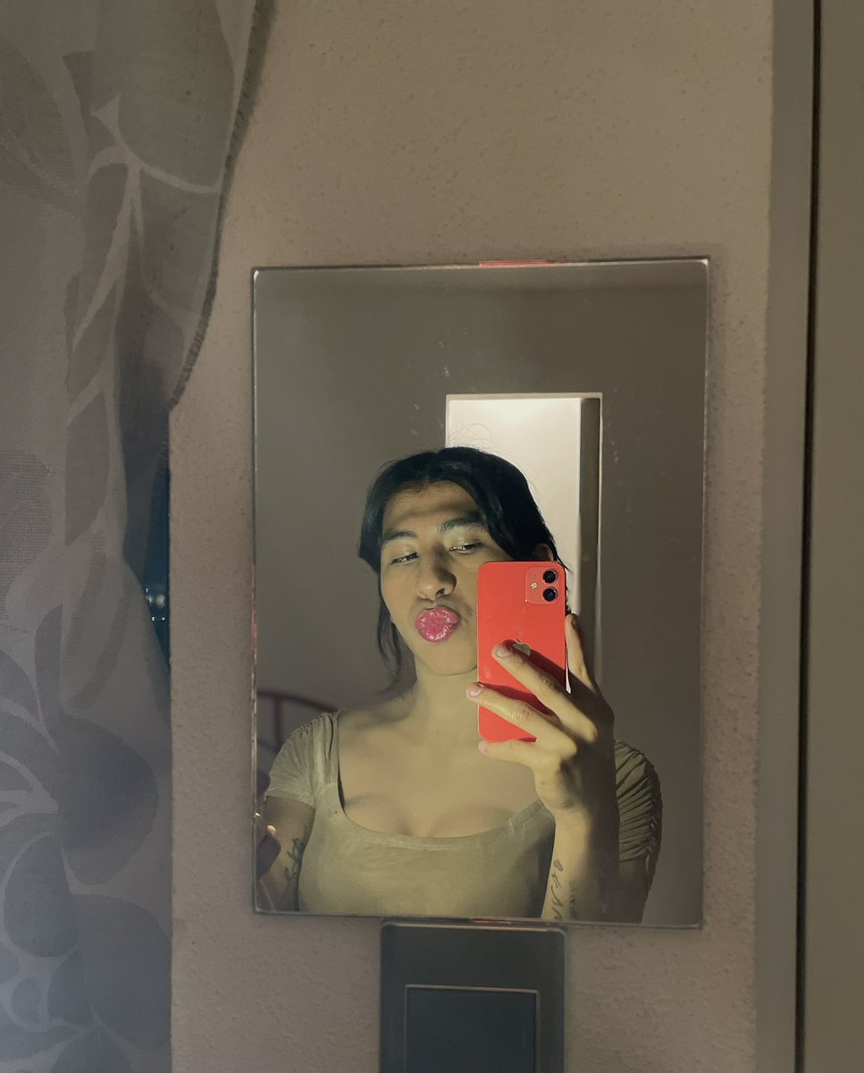 ALEXIA_DLL's tweet photo. Ya quiero operarme 🙄
¿Que dicen?

#trans 
#baby 
#latina 
#niña 
#queretaro https://t.co/31DJpAp8Ua