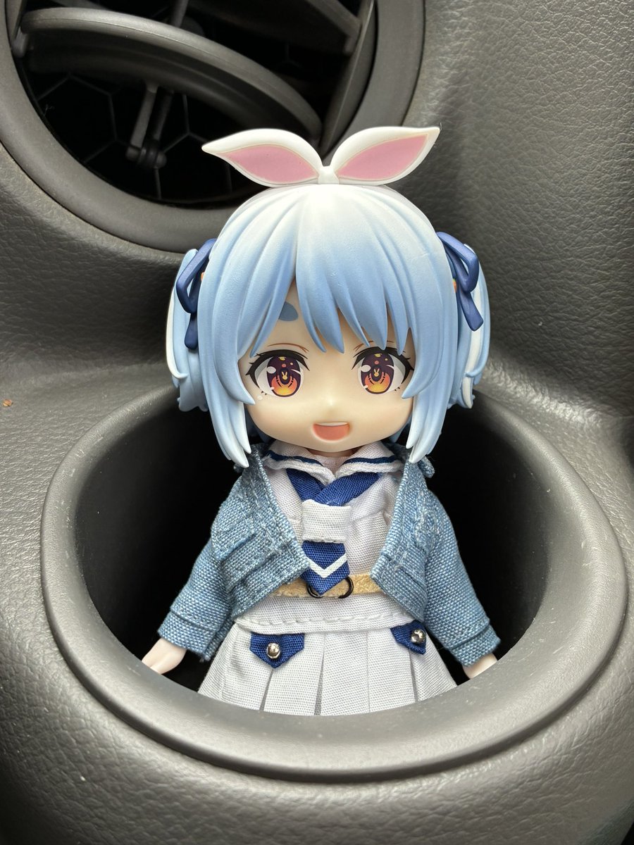 yuu_563's tweet photo. 木曜社畜付き添いうーぺー🐰 https://t.co/er4EenTQSi