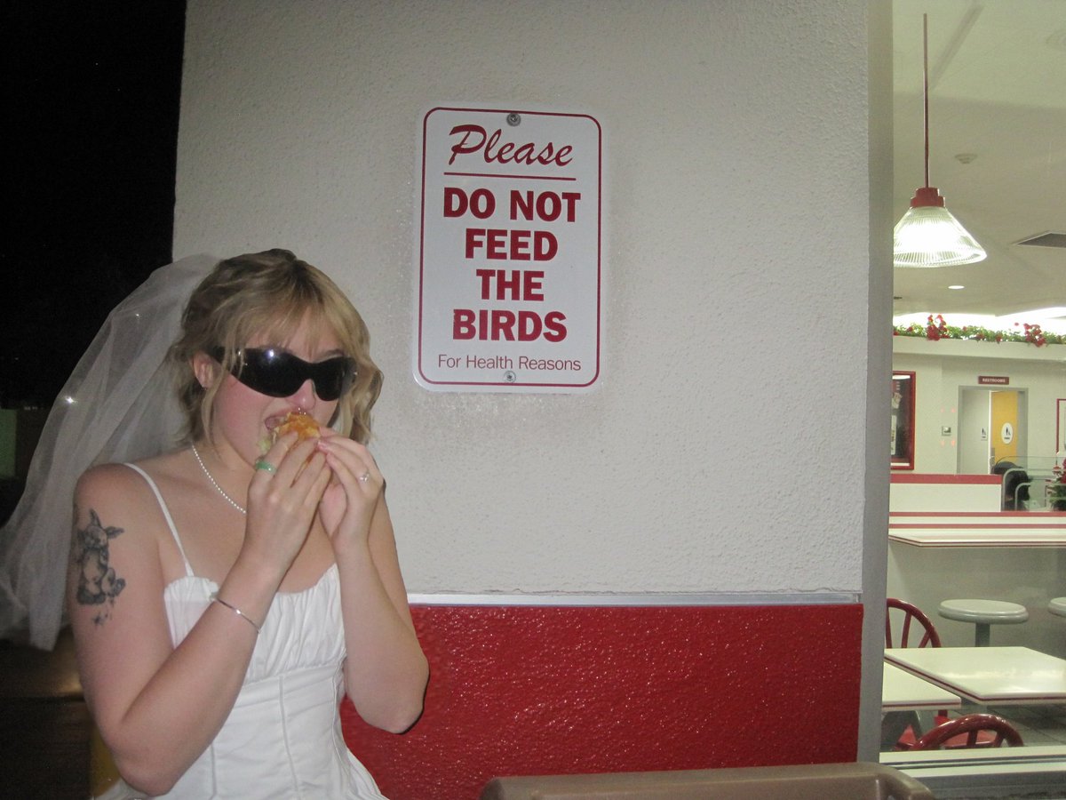 erica ★ tweet media