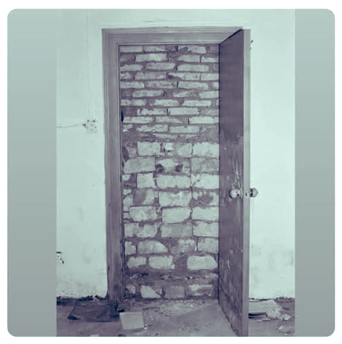 🎩Laird of the Manor 2.0🎩 tweet media