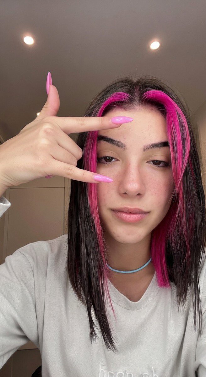 Goddess Charli tweet media