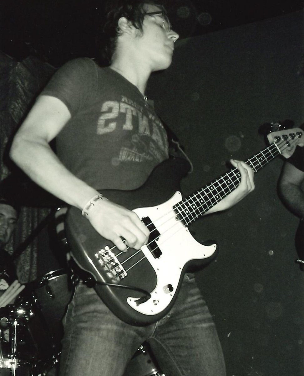 Mikey Hourly tweet media