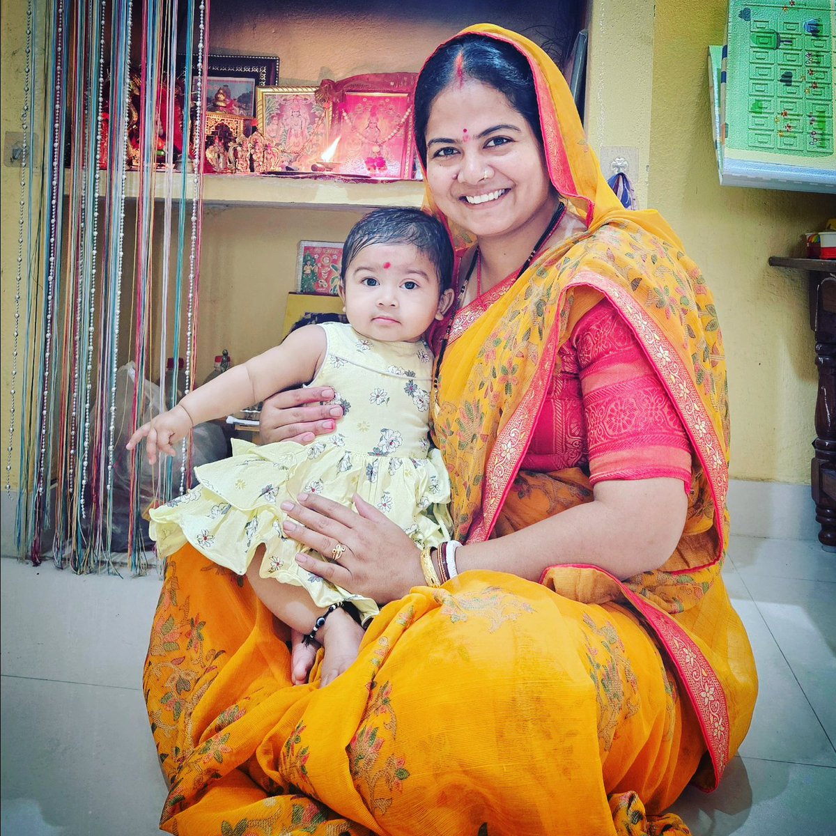 हिंदू नव वर्ष एवं चैत्र नवरात्रि की हार्दिक शुभकामनाएं..🙏🙏
इस चैत्र नवरात्रि माता रानी का आशीर्वाद मेरे साथ मेरी गोद में है..🙏💞🥰🧿🧿