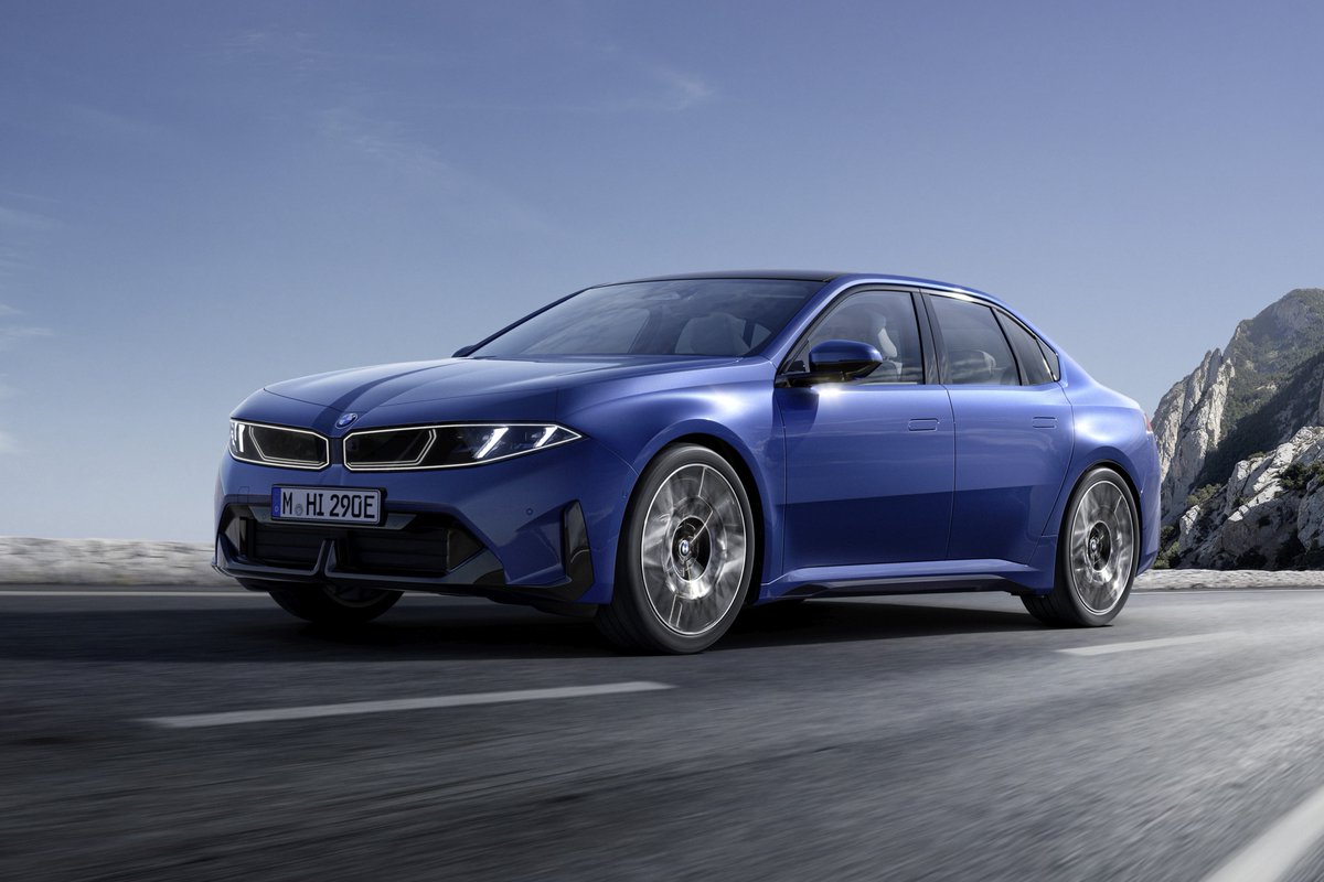 Lowyat.NET tweet media