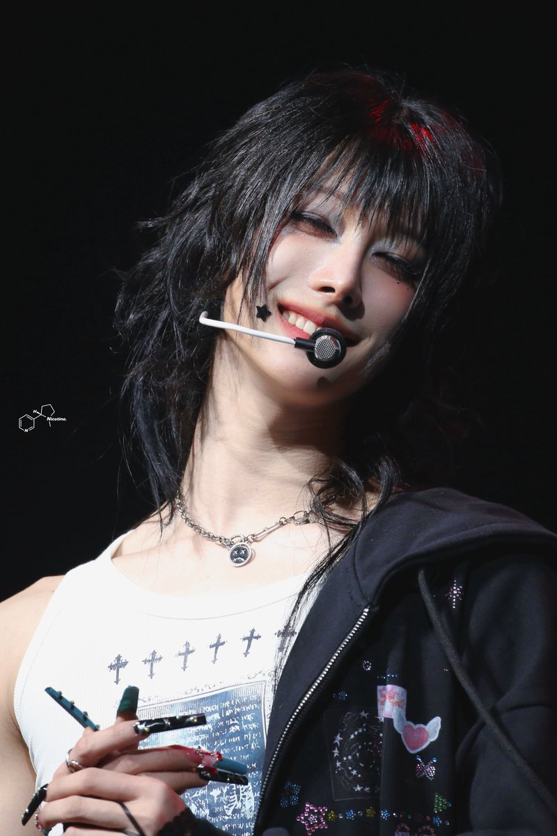 𝙉𝙞𝙘𝙤𝙩𝙞𝙣𝙚. tweet media