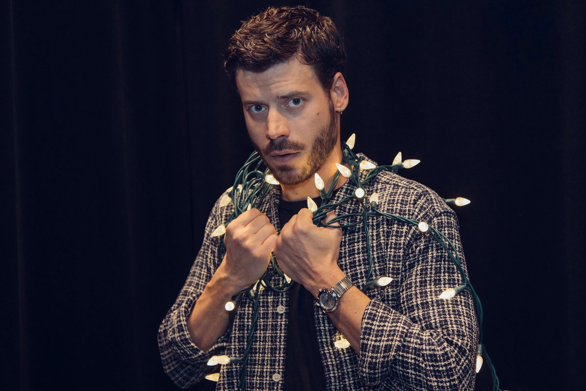 Francois Arnaud Pics tweet media