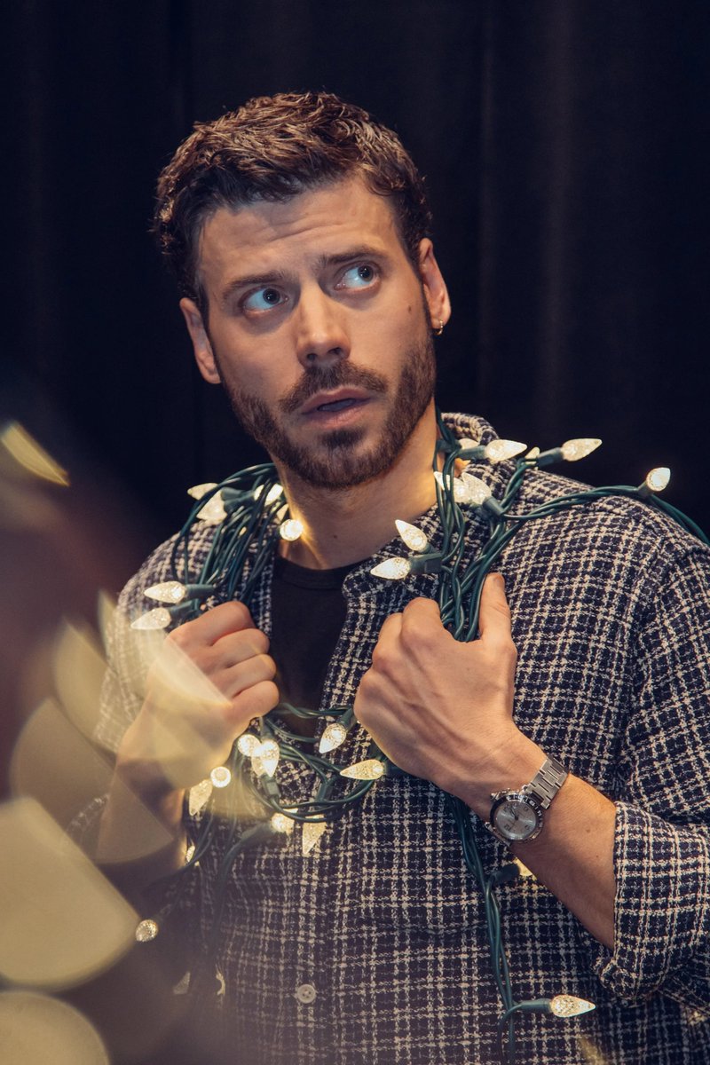 Francois Arnaud Pics tweet media