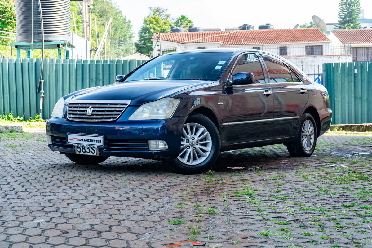 LanchesterAutos's tweet photo. Toyota Crown 
Year 2006
Price 690k

▪️2500cc Petrol Engine
▪️Automatic Transmission
▪️Fabric Interior
▪️Steering Controls
▪️Android Radio
▪️Boosted Audio
▪️Mileage 167k Kms

✅ Call Sms or Whatsapp for Enquiries 

🌐https://t.co/31lsVfB9Pd https://t.co/AZ26Aoj1Tn