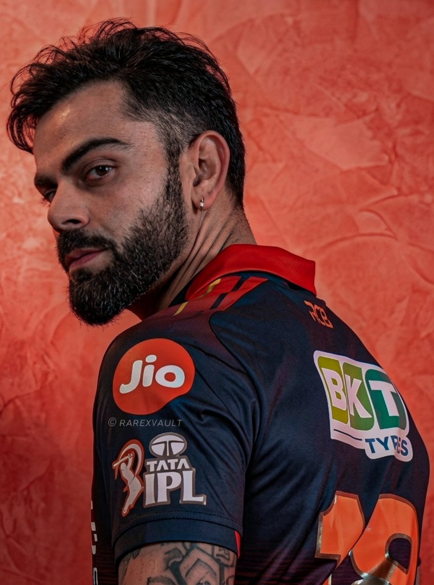 Pics Of Decade tweet media