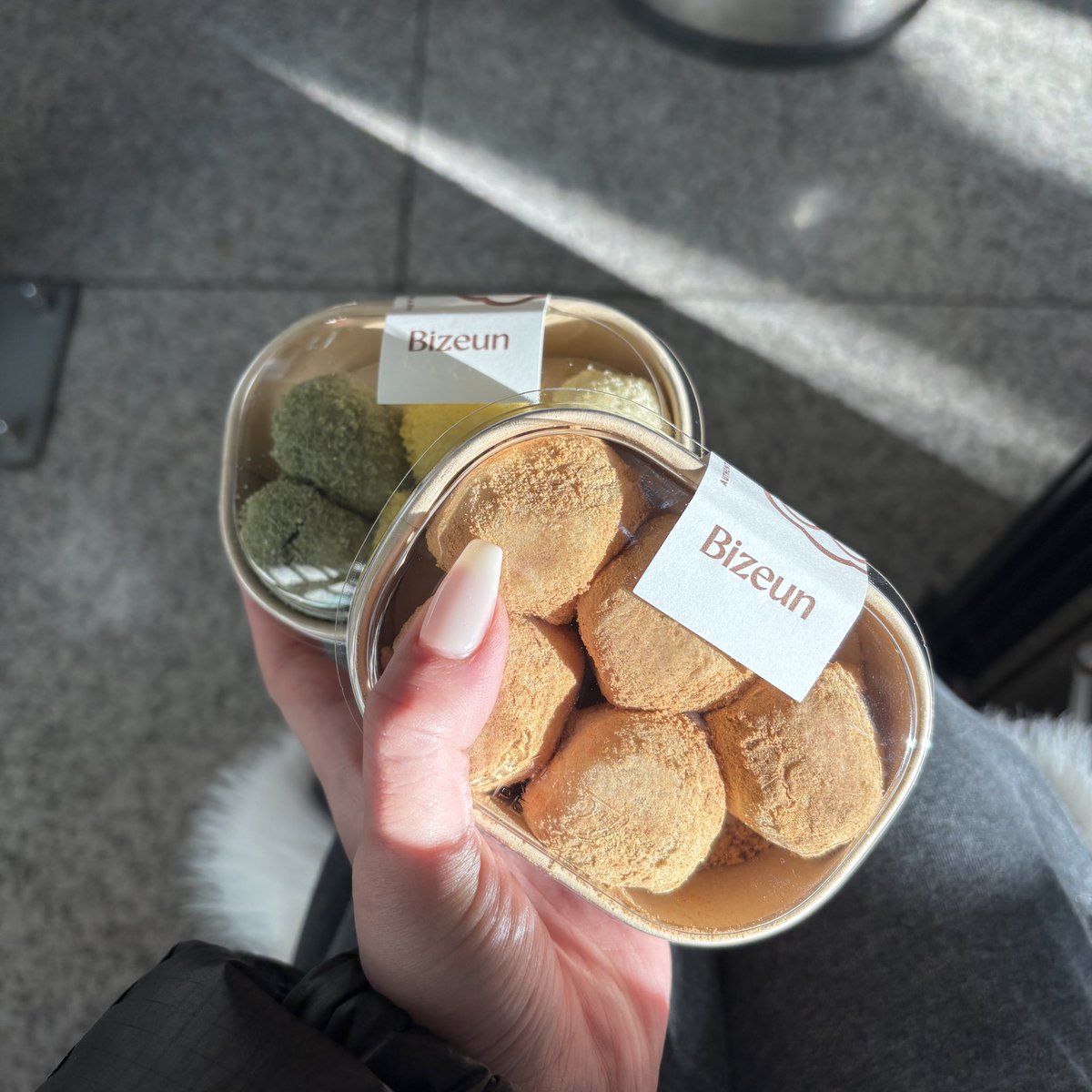 utamaru__n's tweet photo. こちらもやっと食べれた😸🇰🇷
いっつも保安検査バタバタだけど今回余裕あったから🫶🏻🫶🏻

おもったよりもほんとにモチモチで美味しかった🤤🎶

ターミナル1の5番出口辺りにあったよ〰️💖

 #渡韓  #韓国グルメ https://t.co/aUx84VsUtw