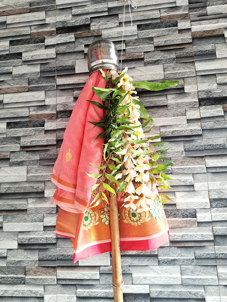 "गाठी साखरेची, चव कडुलिंबाची... हीच खरी ओळख मराठी संस्कृतीची. Happy Gudi Padwa!"