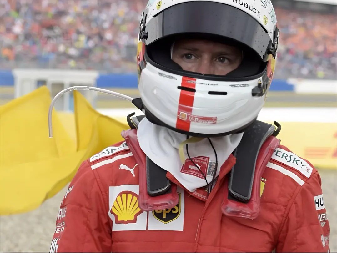 julie ☆ tweet media