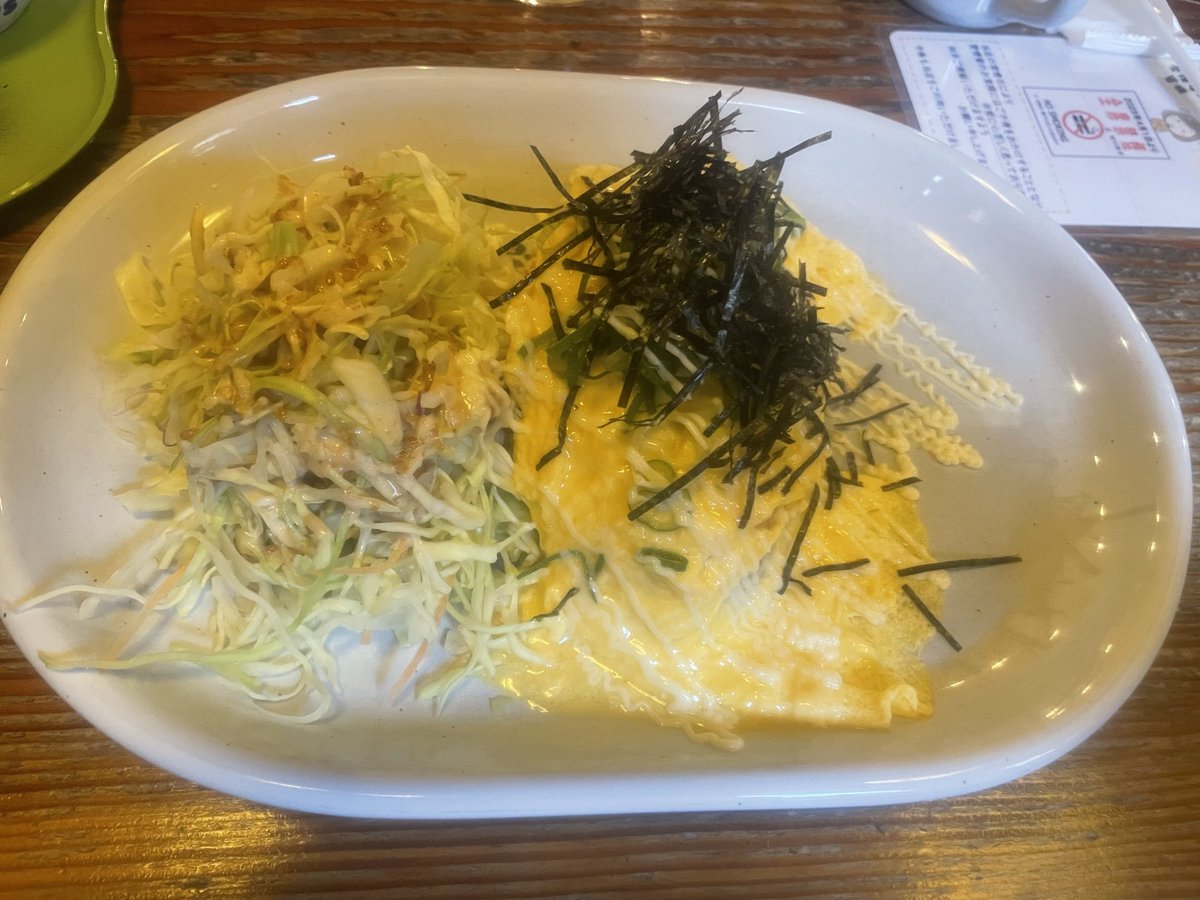 macchan_1026's tweet photo. 最近食ったランチ🍙
どっちも職場近辺の『日替わり定食』ってやつです😄
書く事なくなってるから食事ばっかや😂 https://t.co/ELSCePjAsM