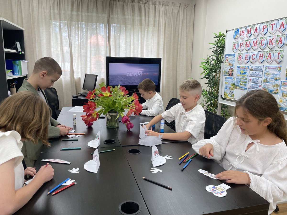 Russia in Australia tweet media