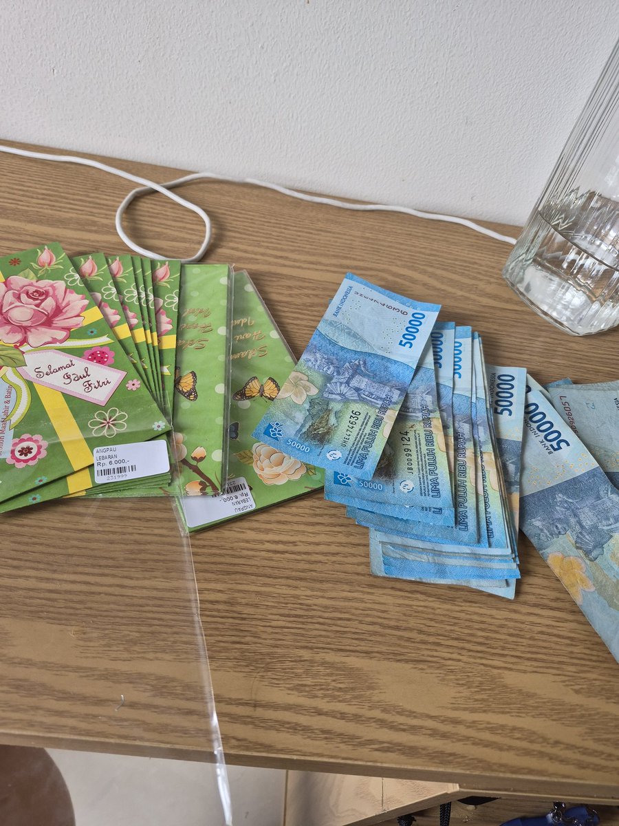 Owliot Grey tweet media