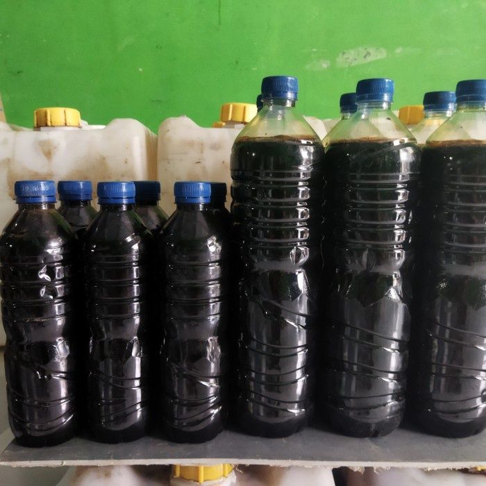 Emmeken_Ltd's tweet image. "Molasses" for sale. Address:- Rukpokwu, Port-Harcourt. 07080098844. we sell In kegs too..
#BARNEW