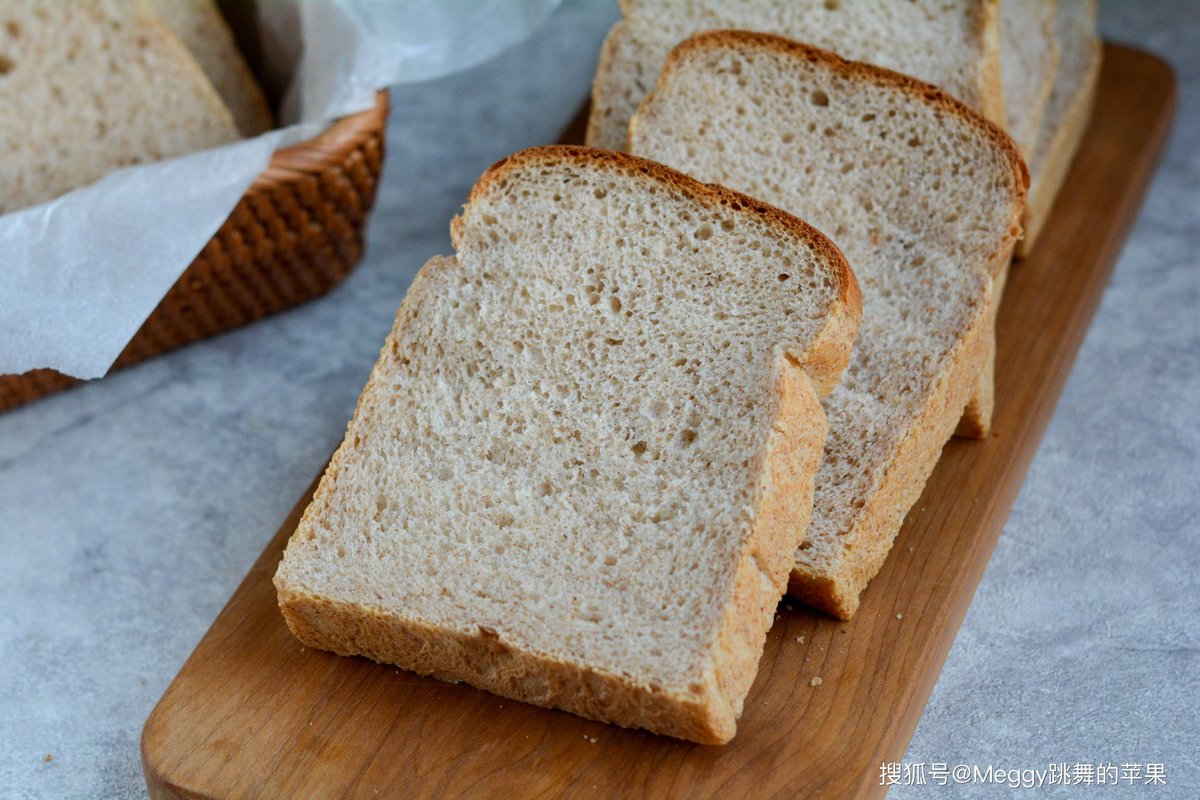 Chris Khosroshahi tweet media