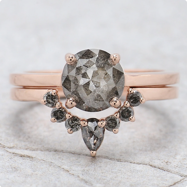 FDJewels's tweet image. Round Rose Cut Salt And Pepper Diamond Ring 1.71 Ct 7.20 MM Diamond  Ring 14K Solid Rose Gold Silver Engagement Ring Gift For Her QL1198

ETSY: etsy.com/in-en/listing/…

#RoseCutDiamond #RoundRoseCut #SaltAndPepperDiamond #DiamondRing #EngagementRing #RoseGoldRing #14KGoldRing